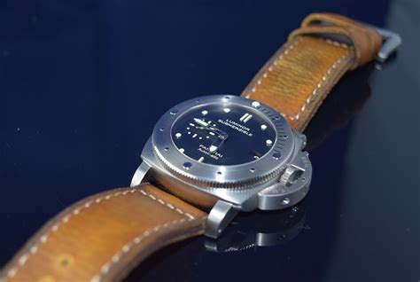 panerai pam 305 strap measurements|Panerai pam 305 submersible.